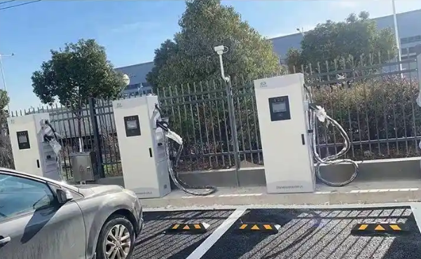北京顺德赛申请环保型新能源充电桩专利，提高充电导线使用寿命